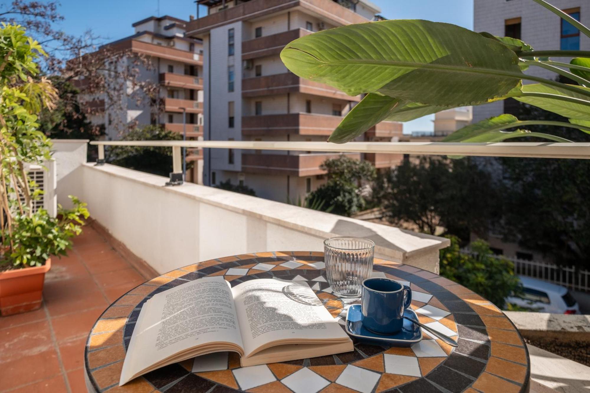Elegante Villa Lu' Centro Citta A 10 Minuti Dal Mare كالياري المظهر الخارجي الصورة