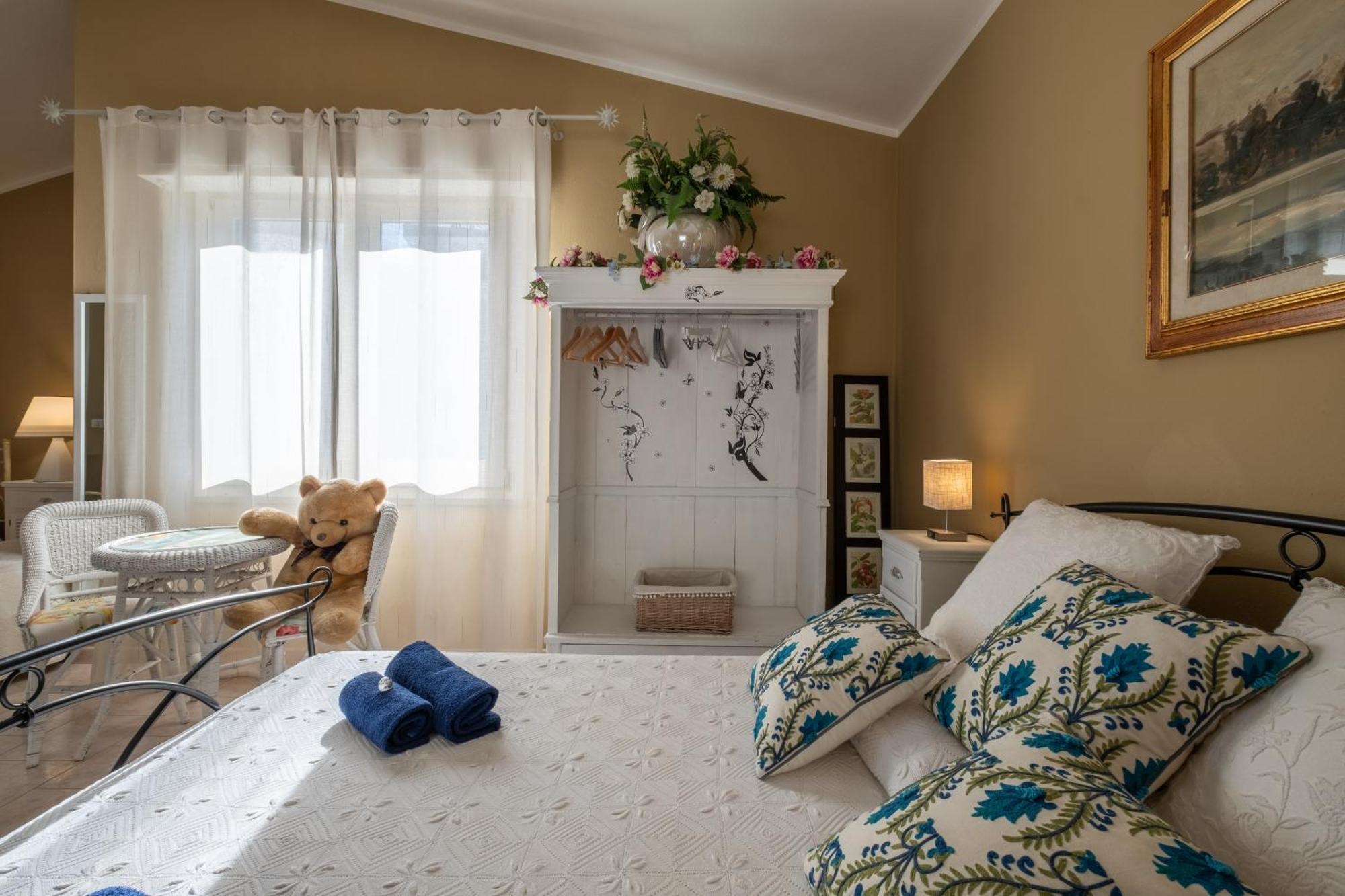 Elegante Villa Lu' Centro Citta A 10 Minuti Dal Mare كالياري المظهر الخارجي الصورة